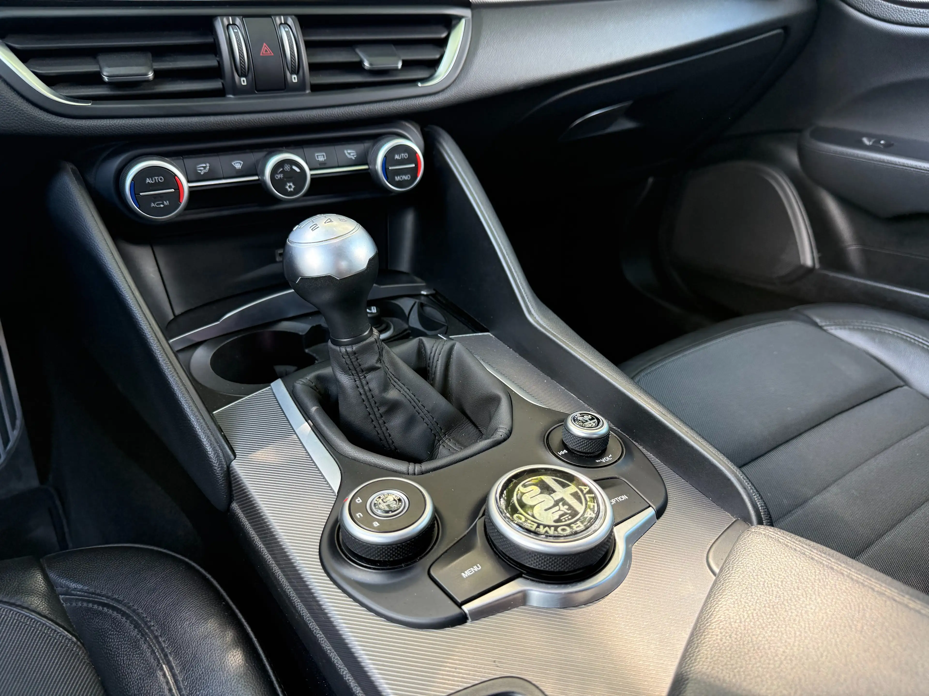 Alfa Romeo Giulia Super 2,2 JTDM*Leder*Navi*SHZ*LED*Garantie*TOP* — photo 14