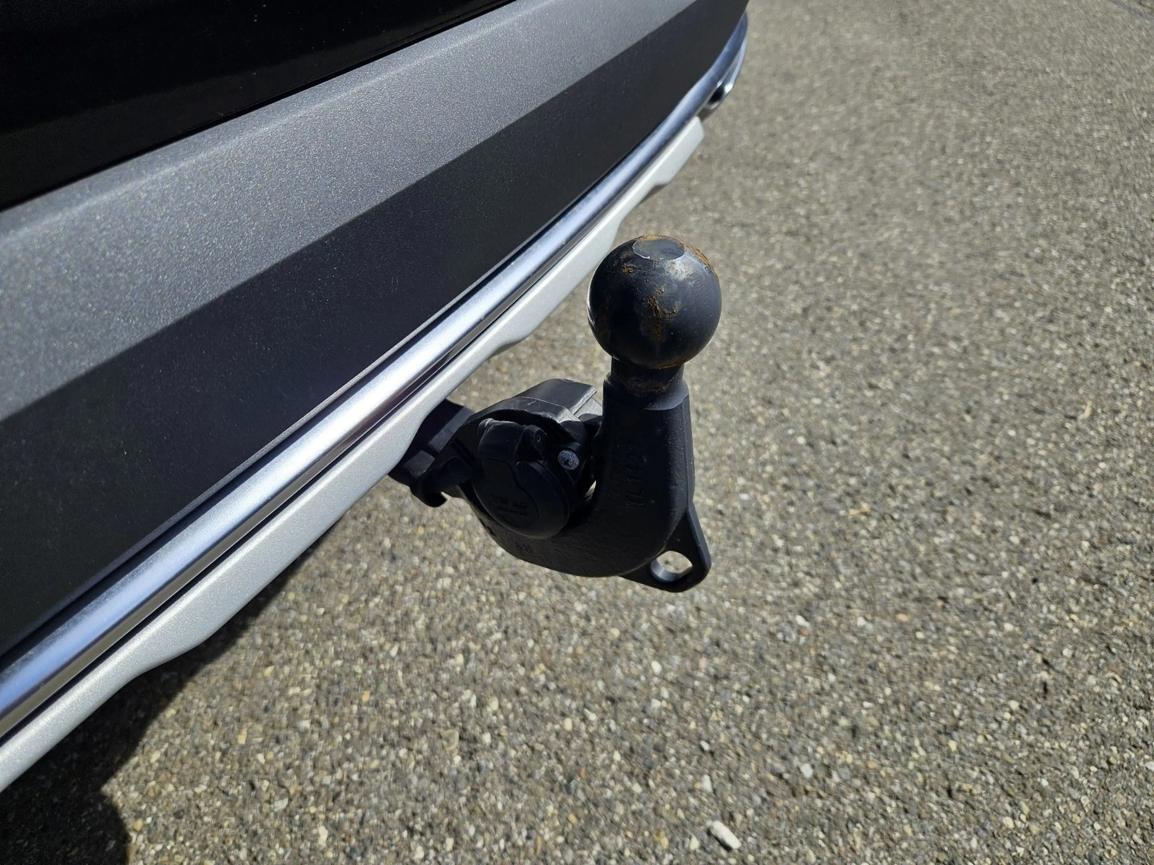 Audi A4 allroad AHK elektr. Gepäck LED — photo 9