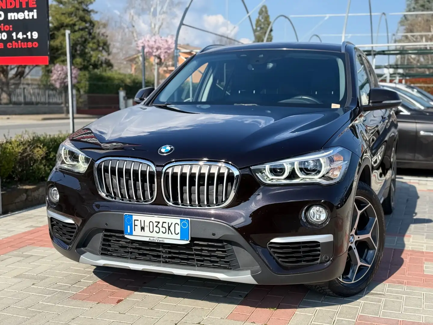 BMW X1 sDrive18i xLine Marrone - 1