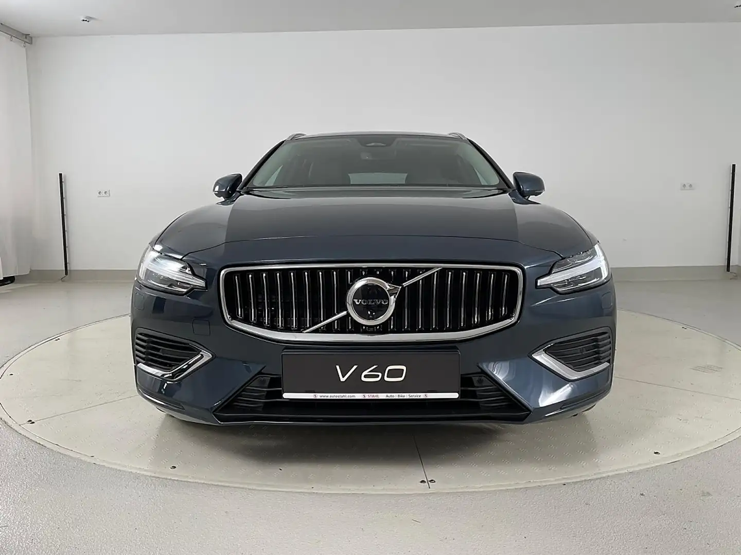 Volvo V60 T8 AWD PHEV Plus Bright Aut. | Stahl Wien 22 Blau - 2