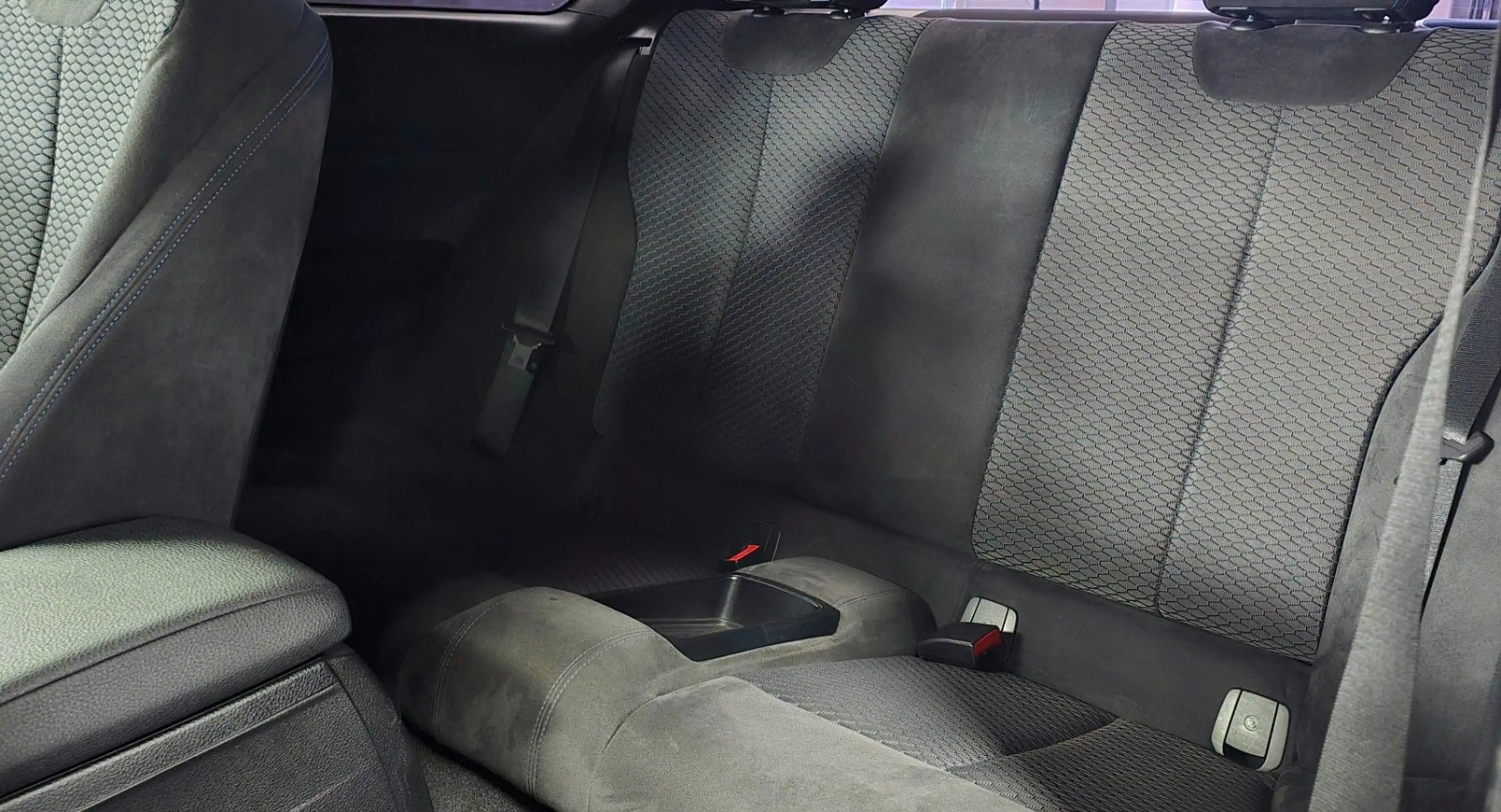 BMW 220 d Coupe* M-SPORTPAKET*LED*NAVI*KLIMAAUTO*PDC — photo 26
