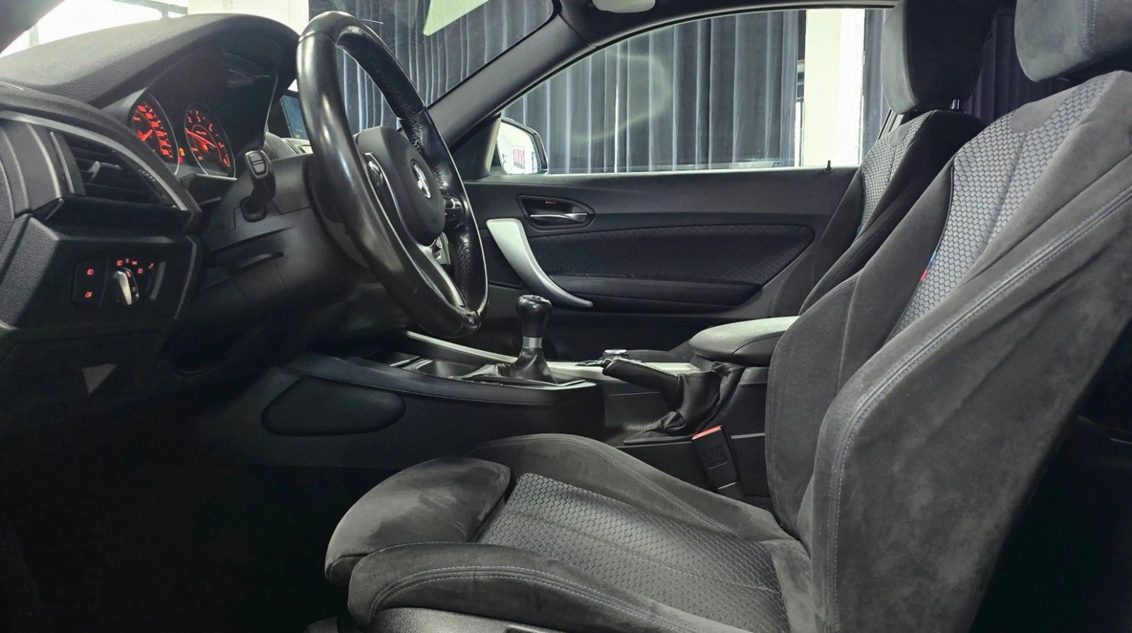 BMW 220 d Coupe* M-SPORTPAKET*LED*NAVI*KLIMAAUTO*PDC — photo 24