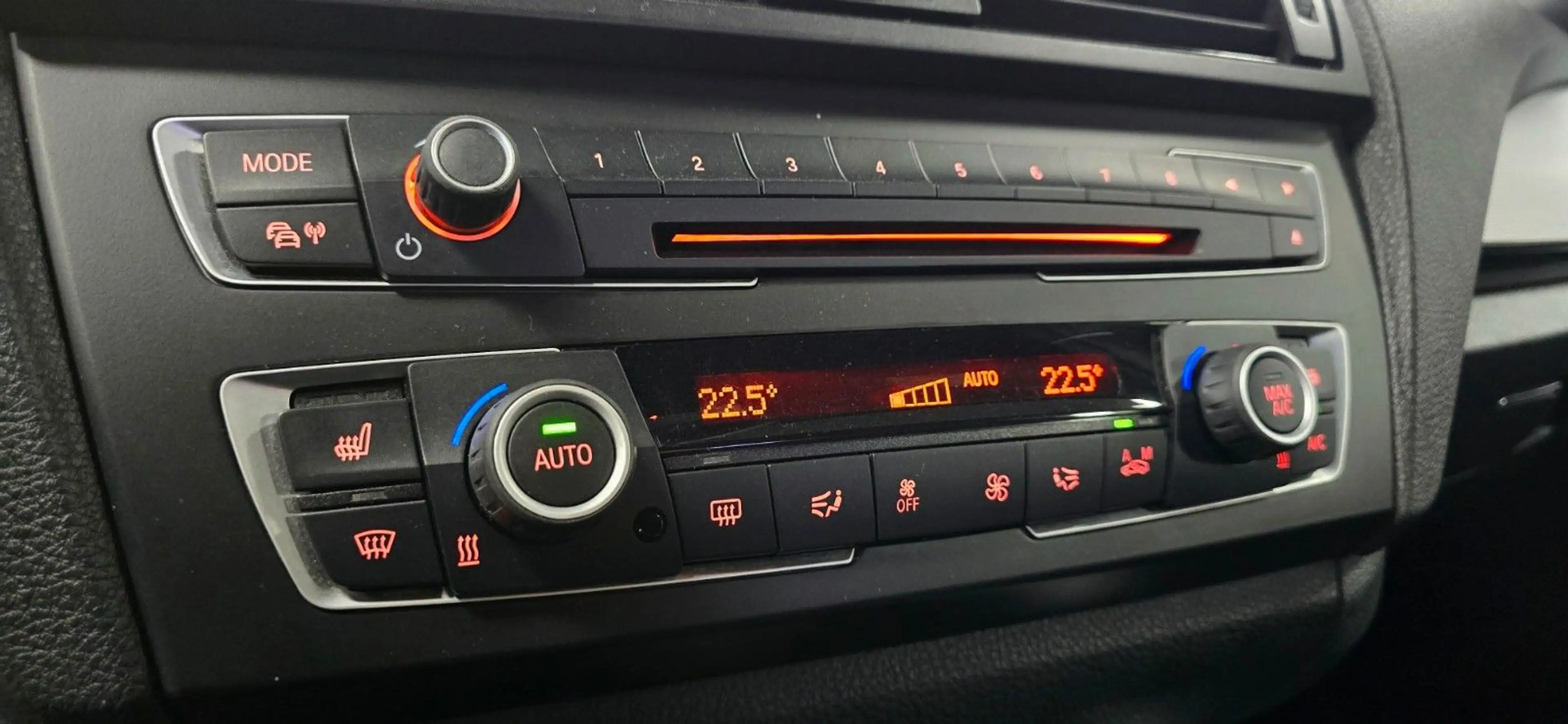 BMW 220 d Coupe* M-SPORTPAKET*LED*NAVI*KLIMAAUTO*PDC — photo 32