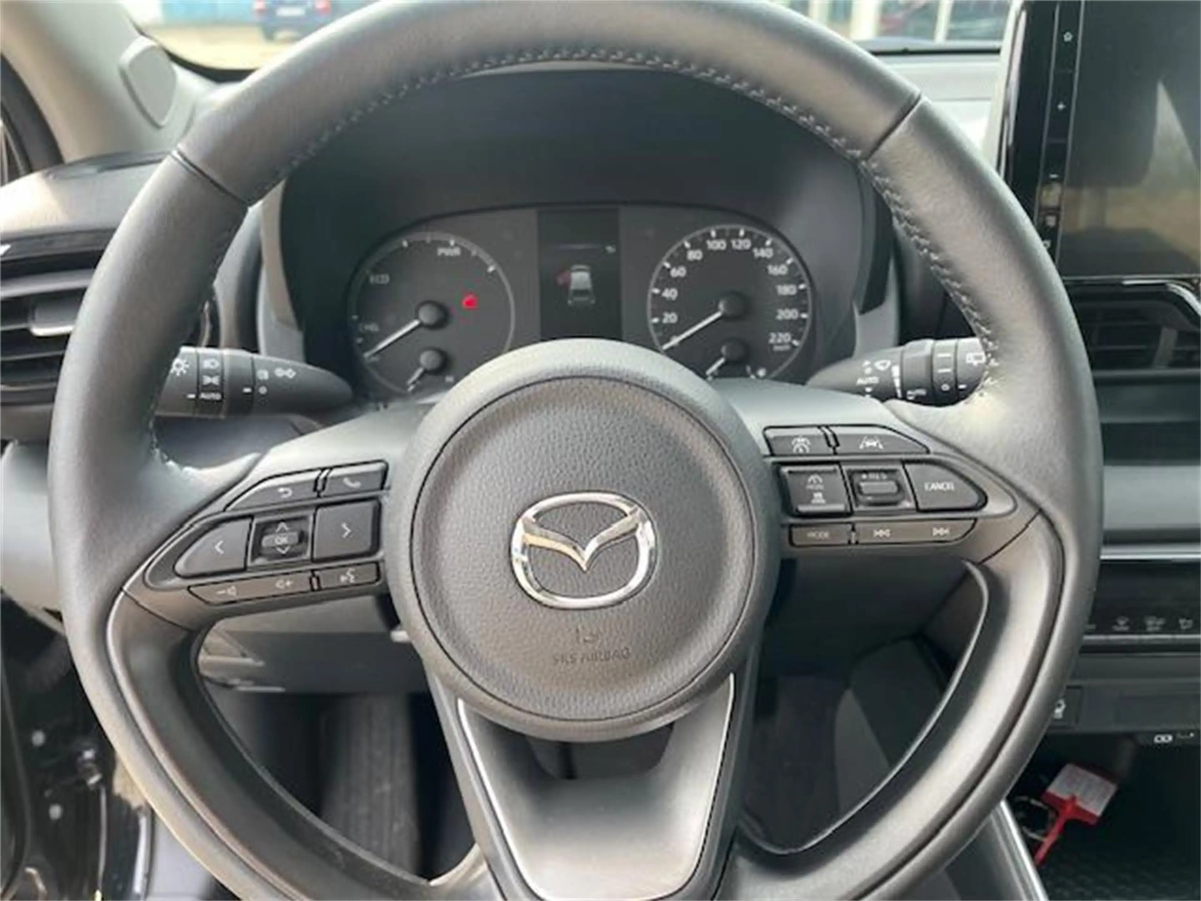 Mazda 2 Hybrid Exclusive Line Aut. Jahreswagen inkl. Win — photo 8