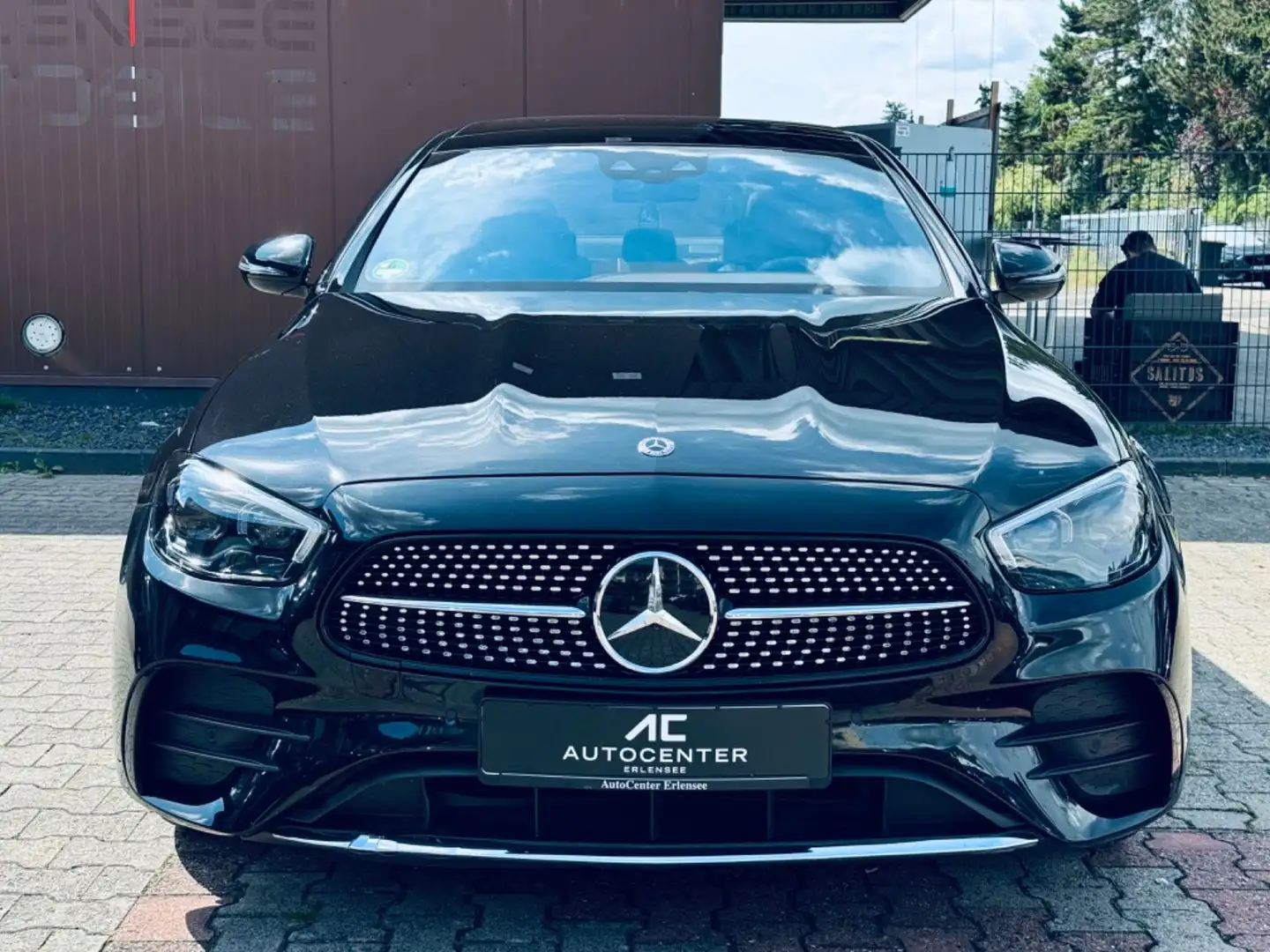 Mercedes-Benz E 300 de 4Matic AMG MEMORY+BURMESTER+FOND ENTERTA Schwarz - 2