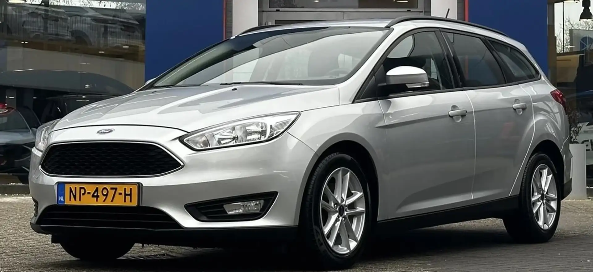 Ford Focus Focus 1.0 Lease Edition Grijs - 2