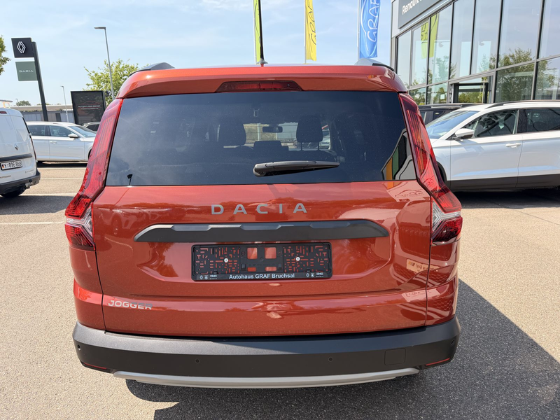 Dacia Jogger Comfort TCe 110 5 Sitzer *Navi *Klima — photo 6