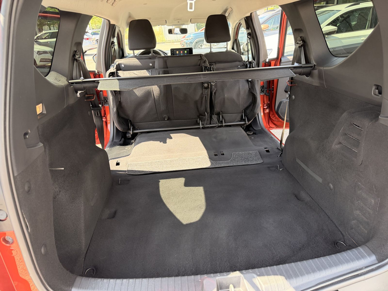 Dacia Jogger Comfort TCe 110 5 Sitzer *Navi *Klima — photo 8