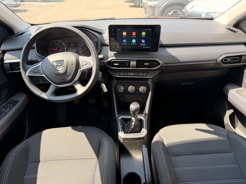 Dacia Jogger Comfort TCe 110 5 Sitzer *Navi *Klima — photo 14