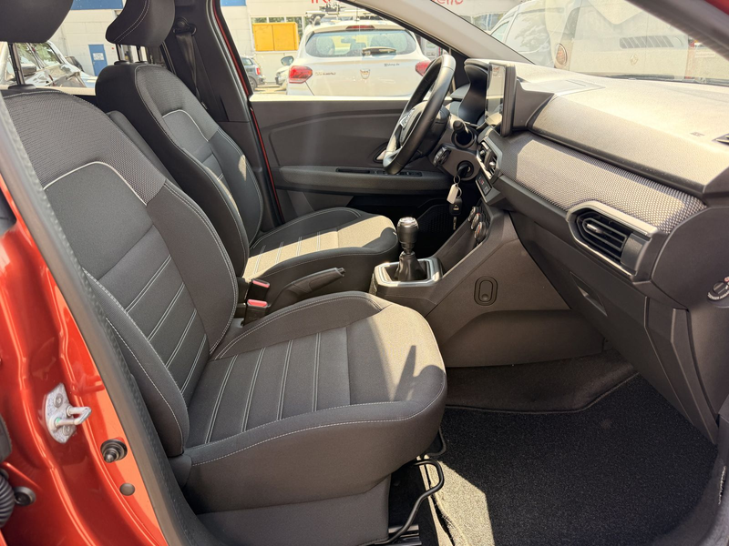 Dacia Jogger Comfort TCe 110 5 Sitzer *Navi *Klima — photo 12