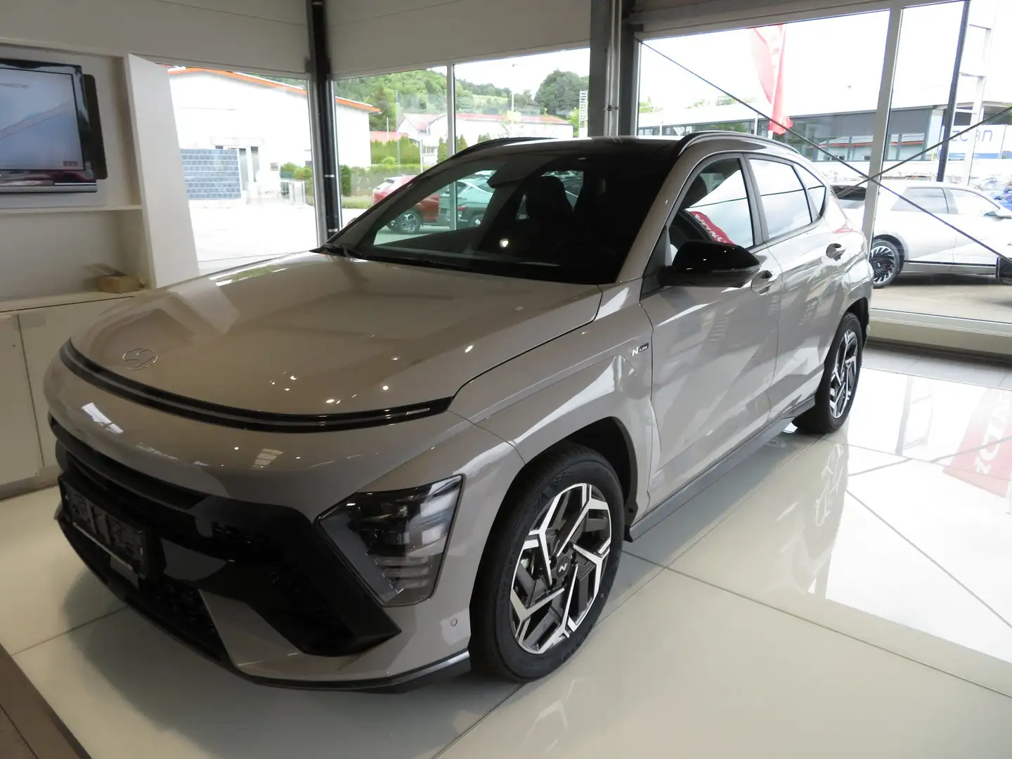 Hyundai KONA 1.6 GDI DCT Hybrid N Line Gris - 1