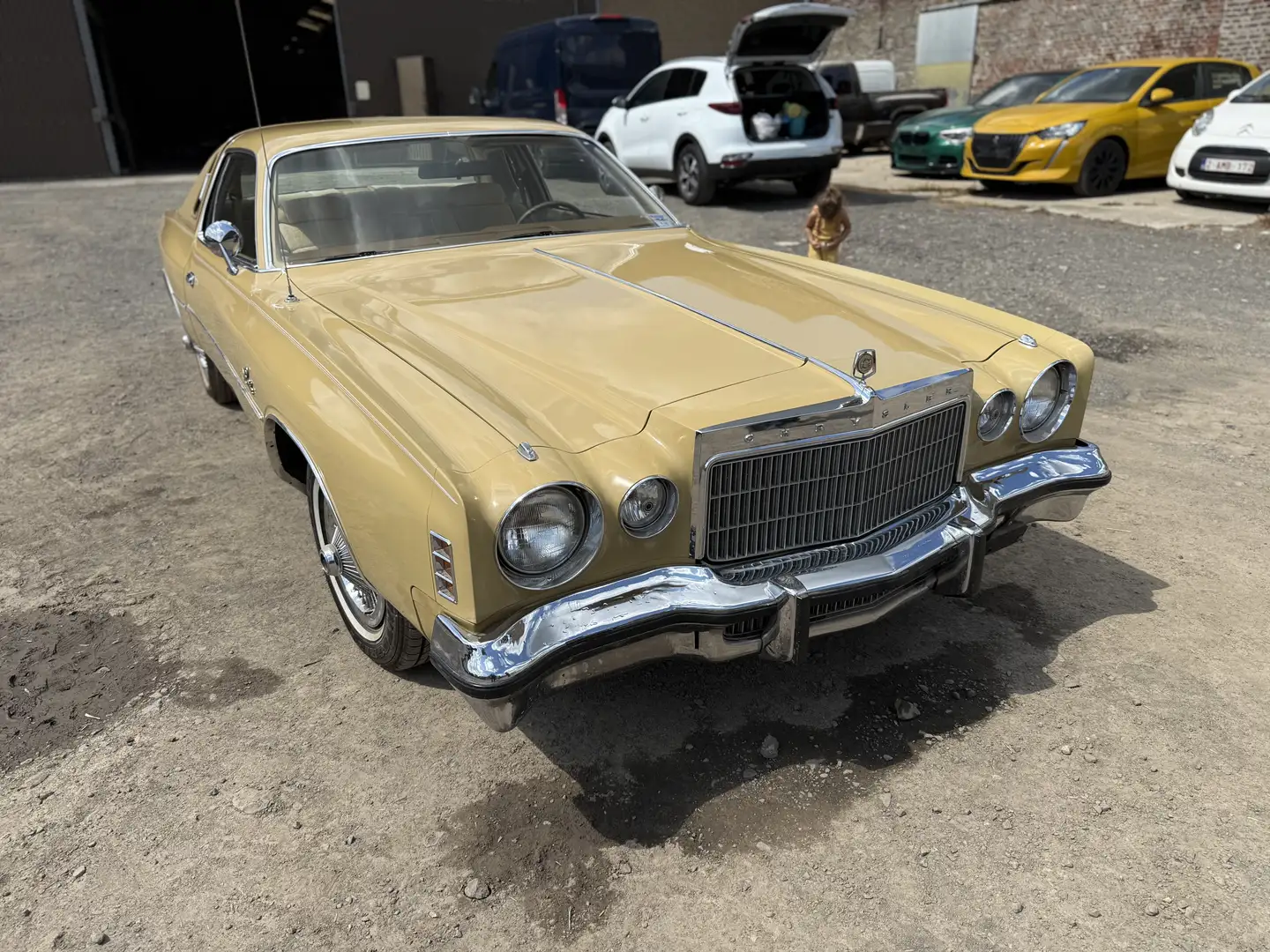 Chrysler V8 boîte automatique voiture proche de l’état - 1