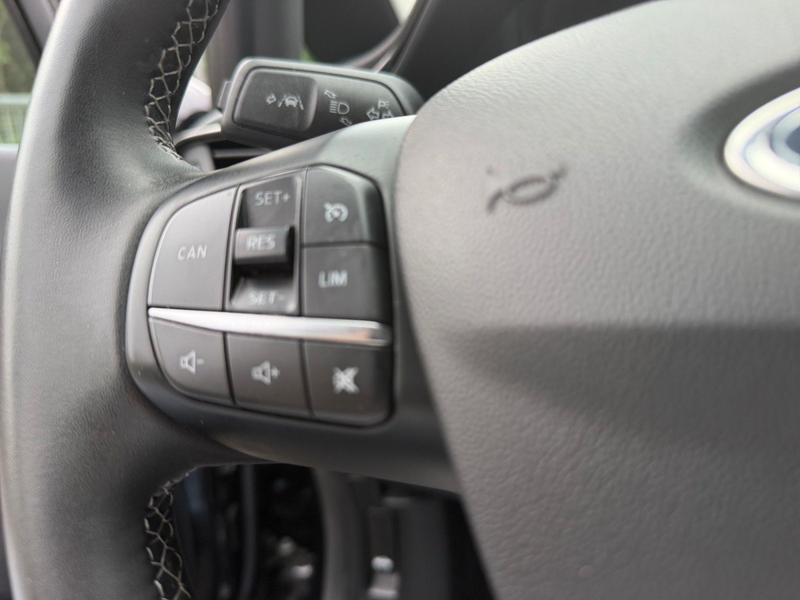 Ford Fiesta Titanium — photo 15