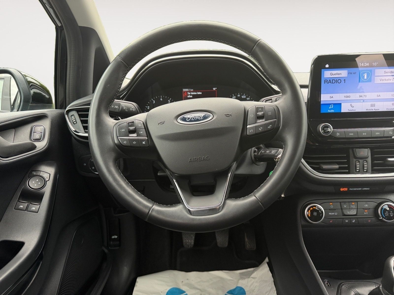 Ford Fiesta Titanium — photo 12