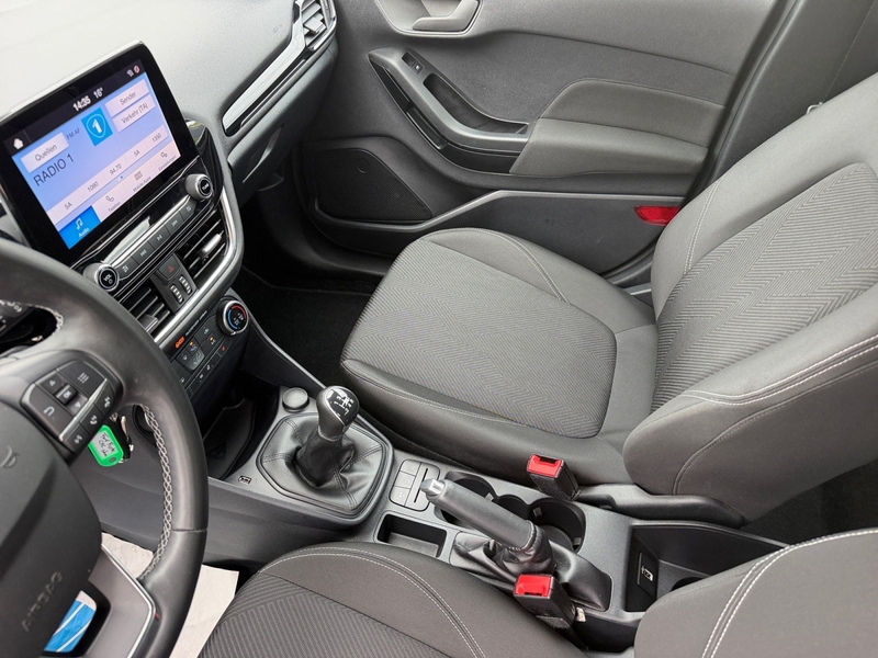 Ford Fiesta Titanium — photo 13