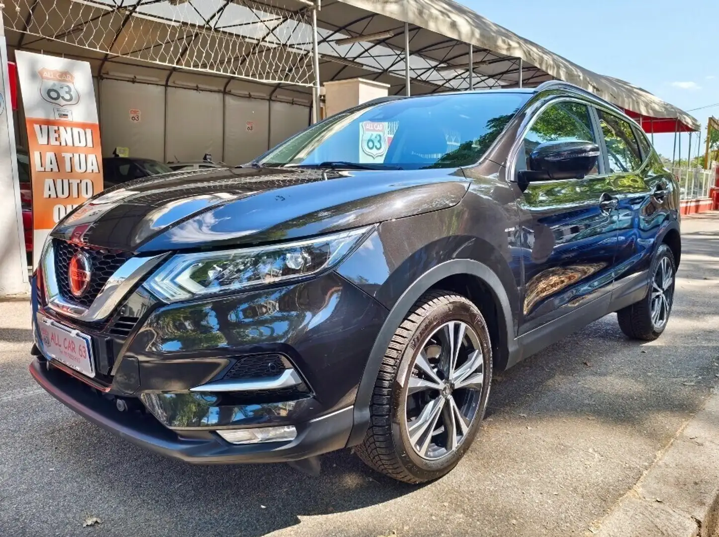 Nissan Qashqai 1.5 DCI 360° TETTO P NAVI FULL EURO 6 Nero - 1