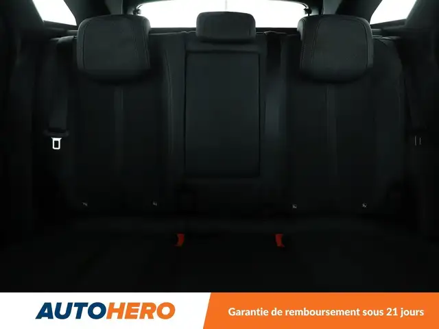 Peugeot 3008 view 16