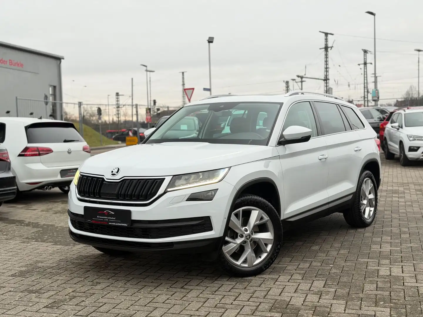 Skoda Kodiaq 2.0 TDI DSG 4x4*ACC*Pano*AHK*Standh*360G* Blanc - 1