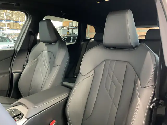 BMW X3 view 7