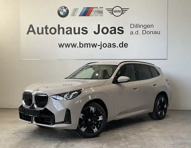 BMW X3 main image
