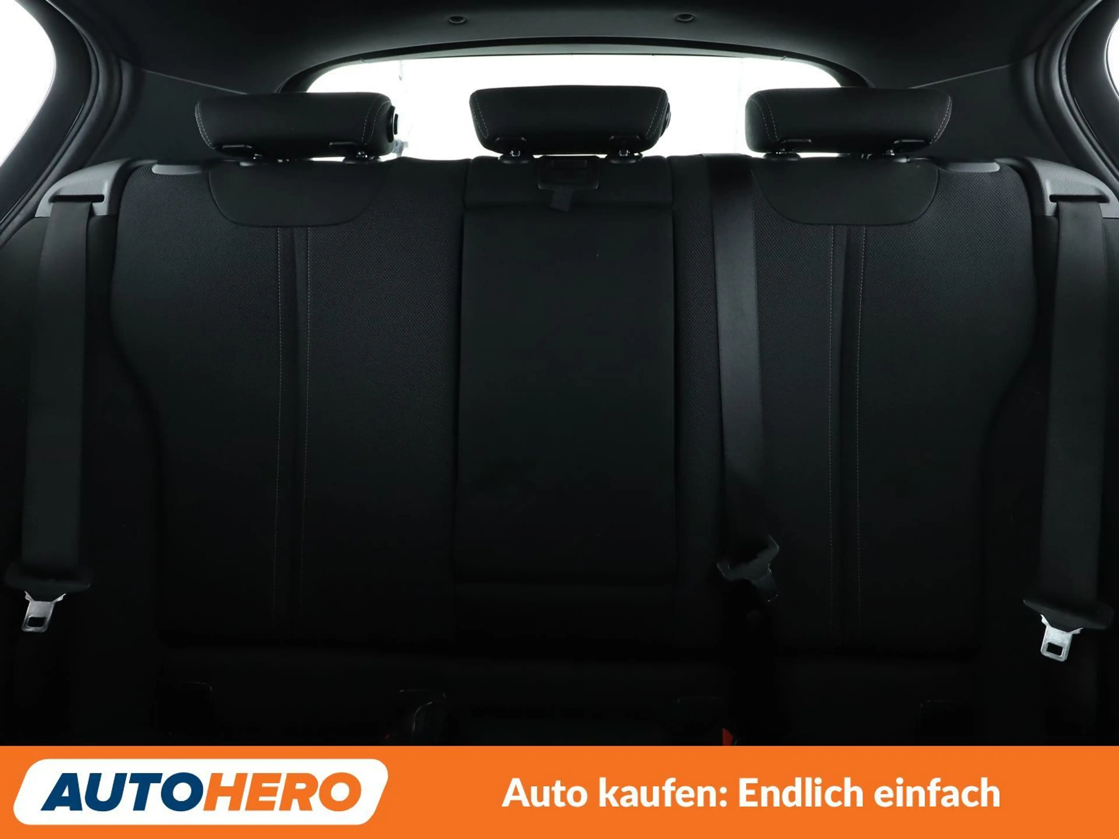 BMW 118 118i Edition M Sport Shadow Aut.*NAVI*LED*TEMPO* — photo 15