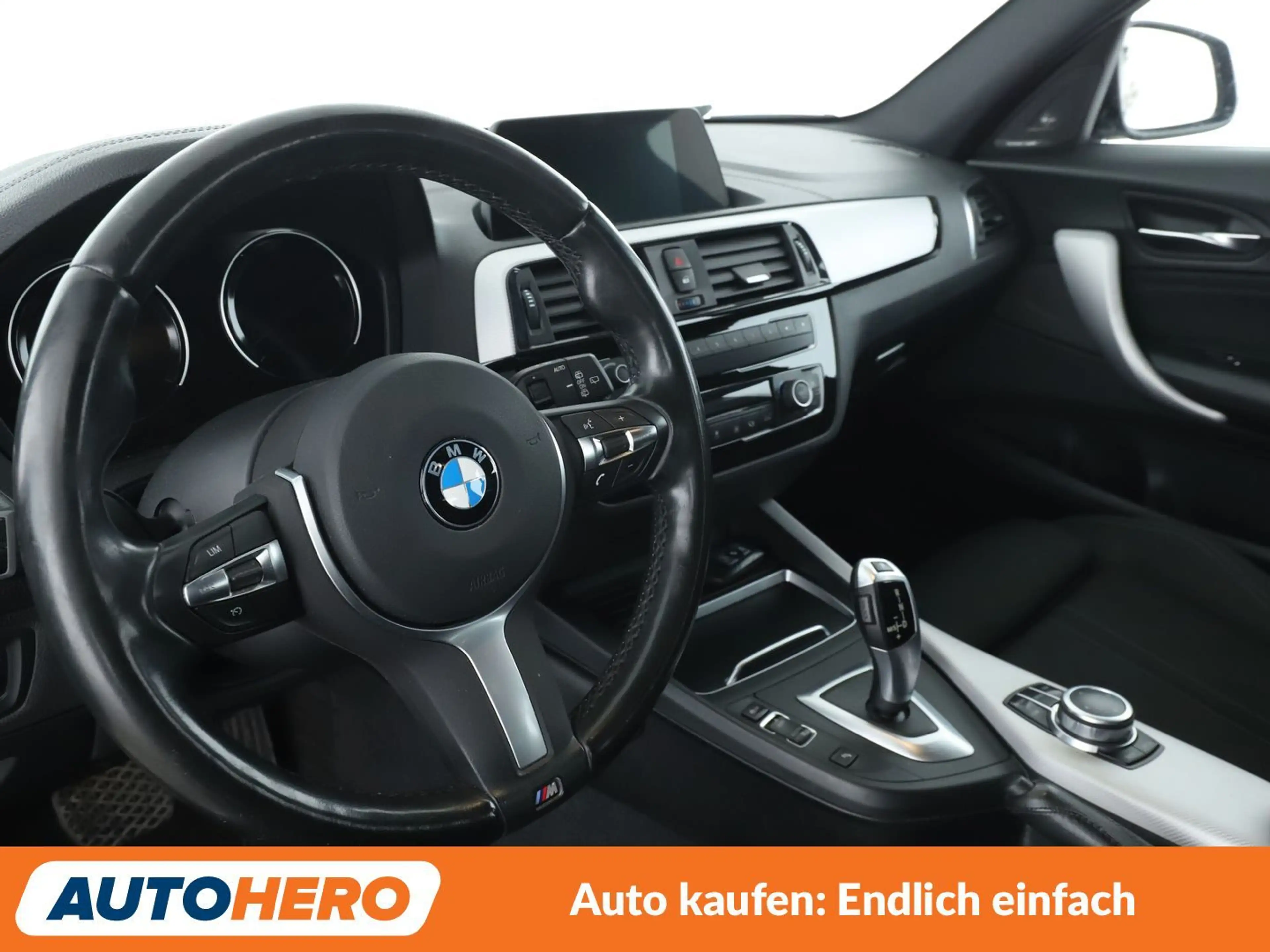 BMW 118 118i Edition M Sport Shadow Aut.*NAVI*LED*TEMPO* — photo 11