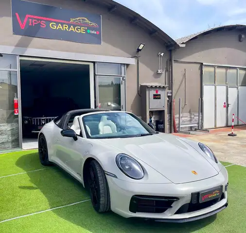 Porsche 992 TARGA GTS ANTICIPO+1440€ x 84mesi *OFFERTA PROMO*