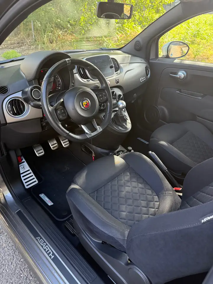 Abarth 595 2021