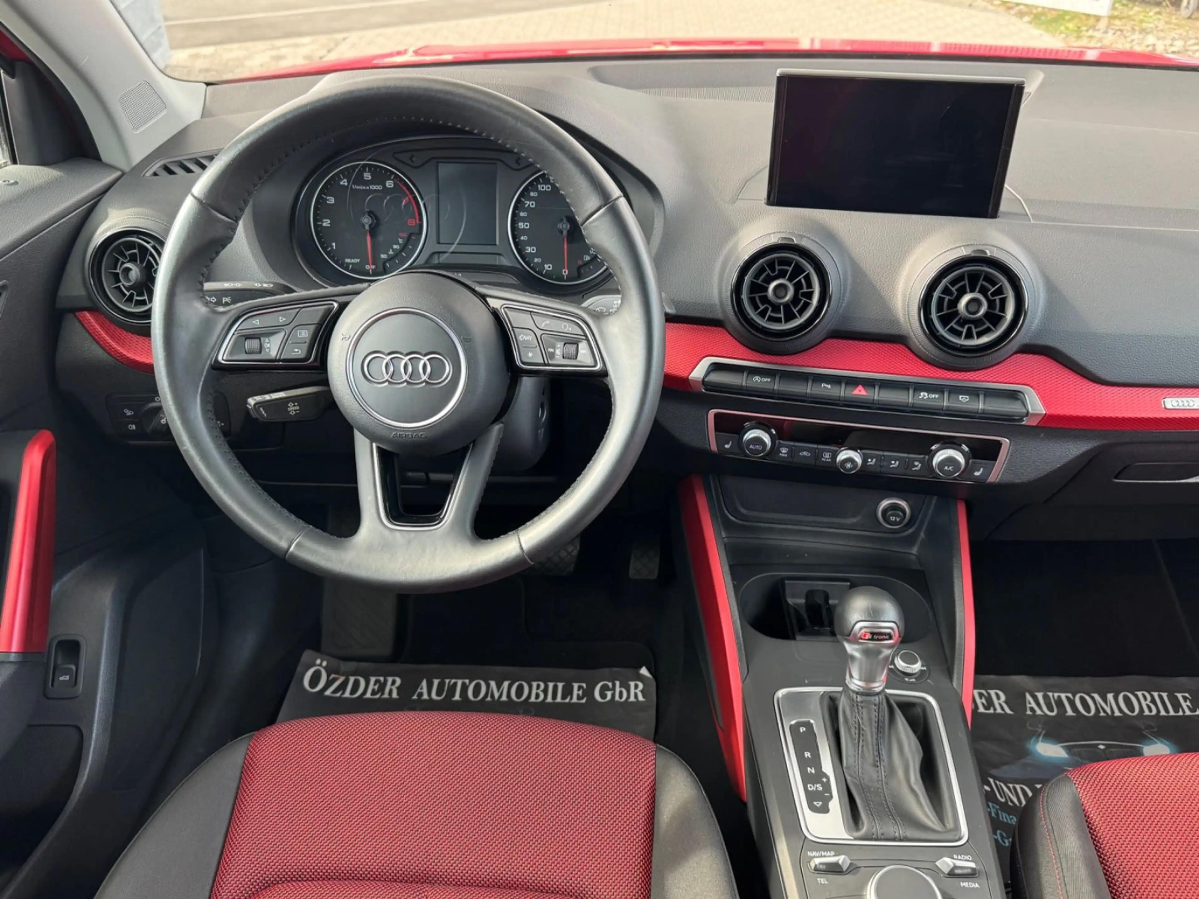 Audi Q2 1.4 TFSI ACT Sport+Finanzierung+Garantie+ — photo 12