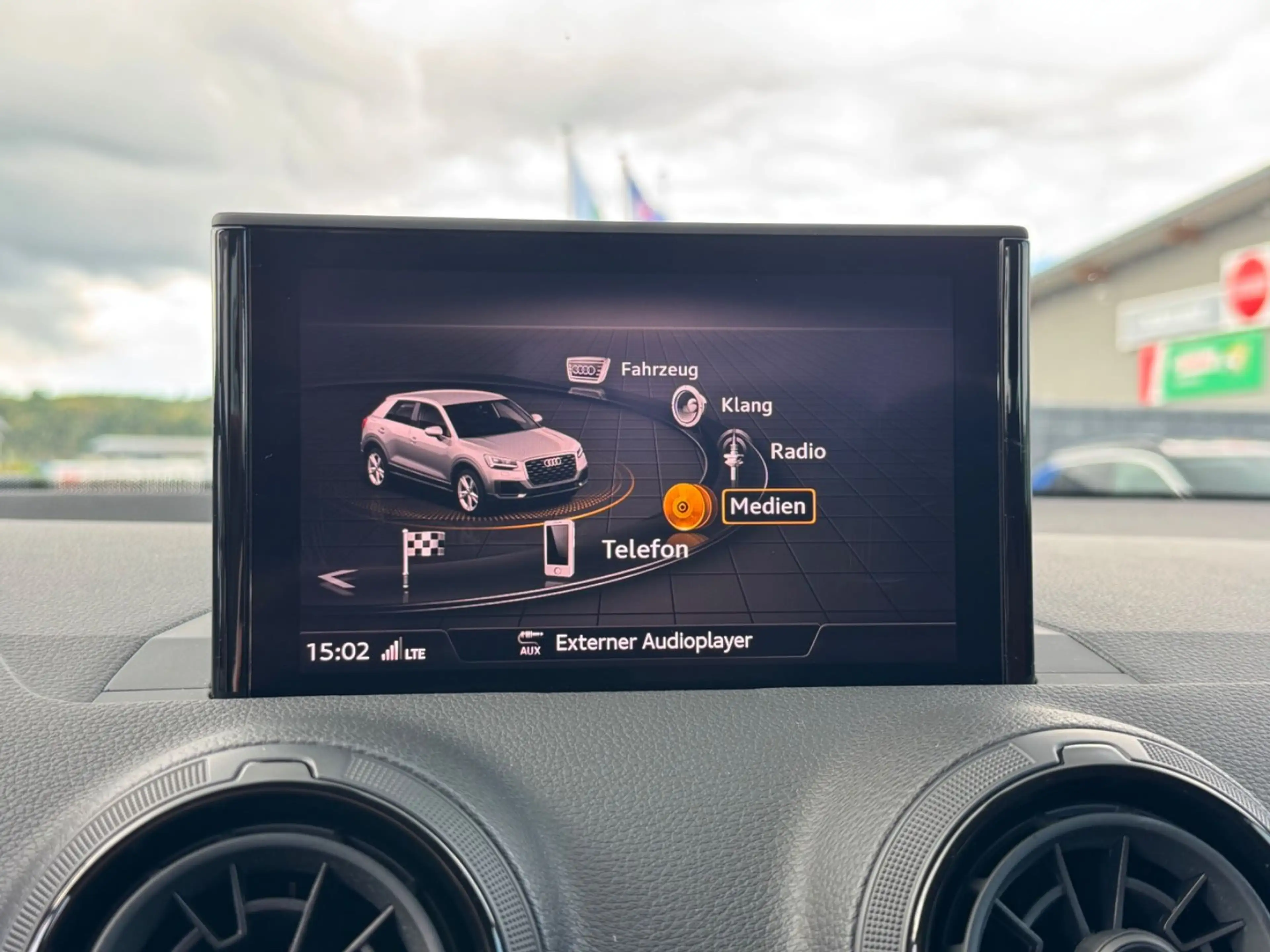 Audi Q2 1.4 TFSI ACT Sport+Finanzierung+Garantie+ — photo 15