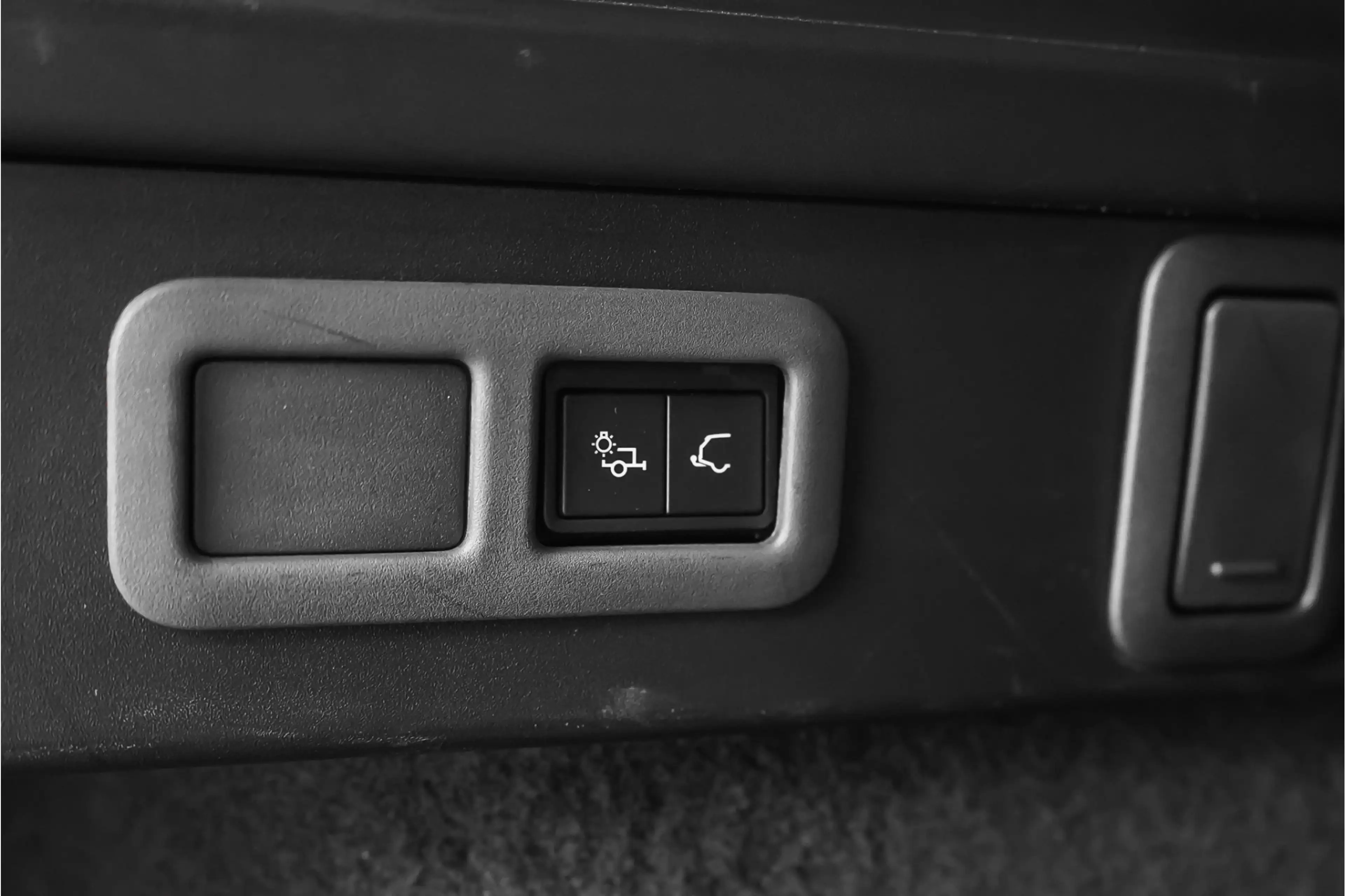 Land Rover Range Rover Velar 2.0 P400e Pano ACC Stoelvent Black Pack Winter Pac — photo 49