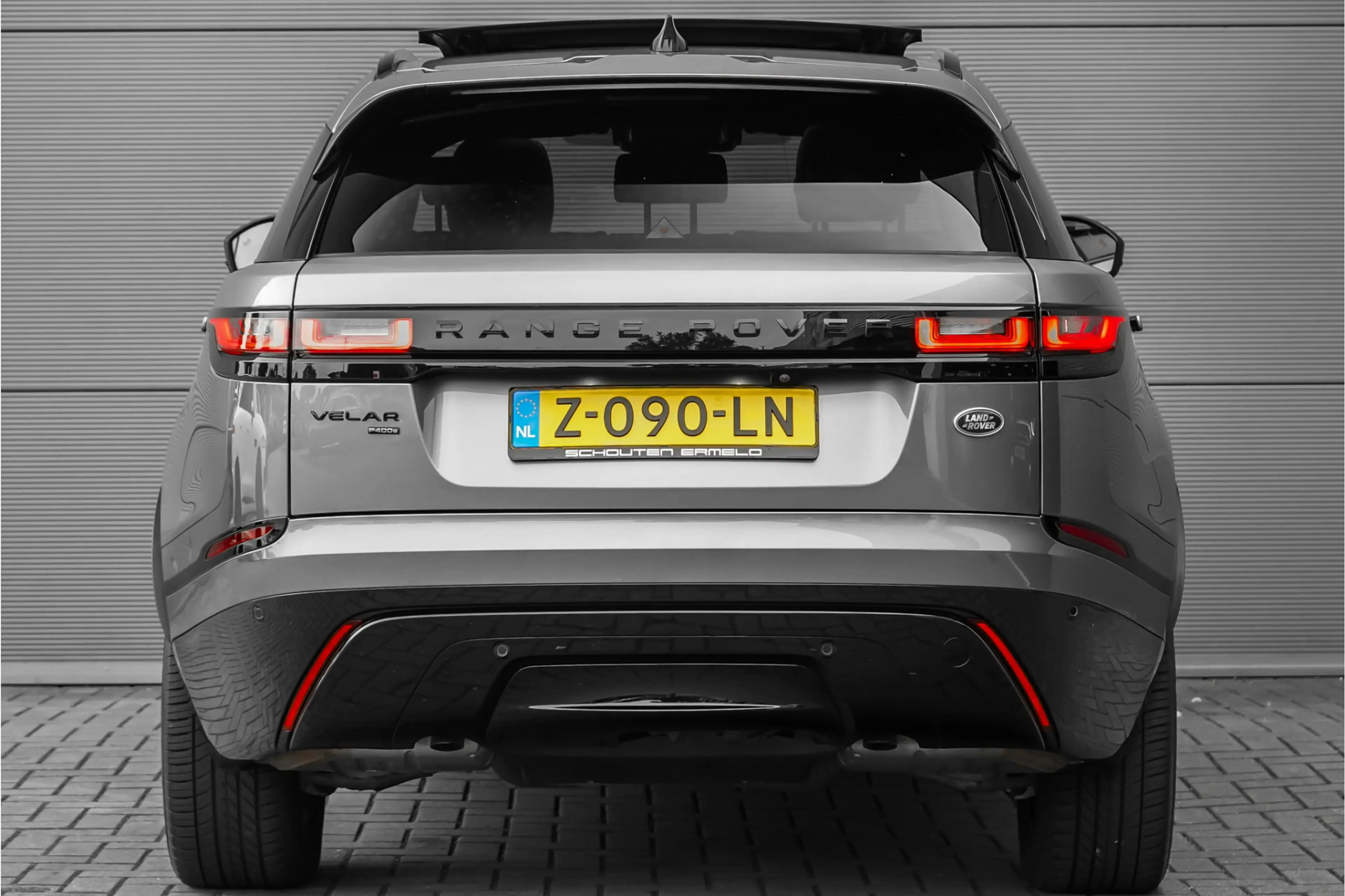 Land Rover Range Rover Velar 2.0 P400e Pano ACC Stoelvent Black Pack Winter Pac — photo 13