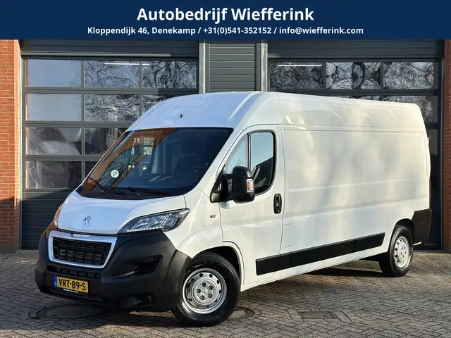Peugeot Boxer e-Boxer 435 L3H2 Premium 70 kWh 136pk | Achteruitr