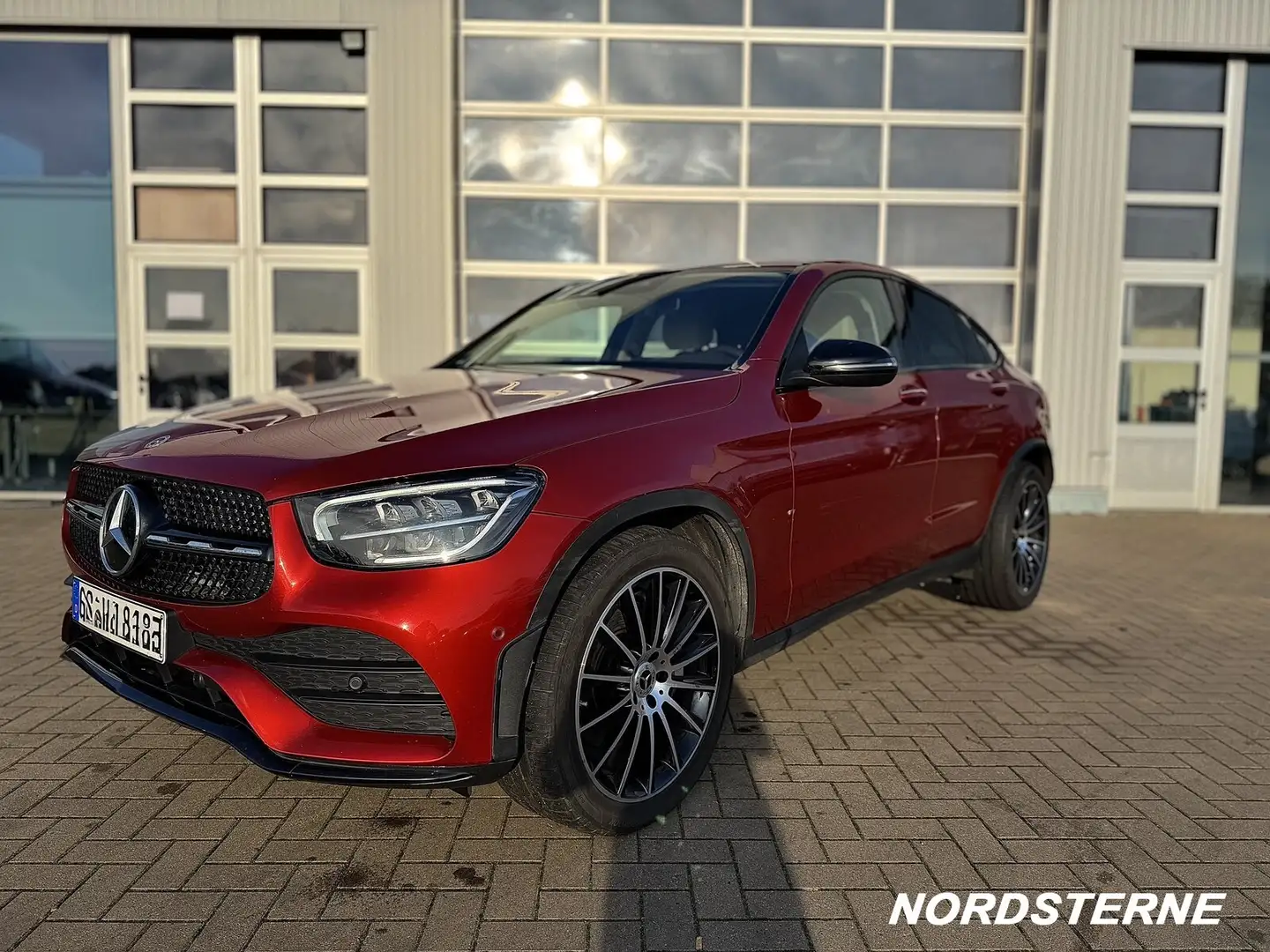 Mercedes-Benz GLC 220 GLC 220 d 4MCoupé AMG-Styling+Night+AHK+Kamera Rot - 2