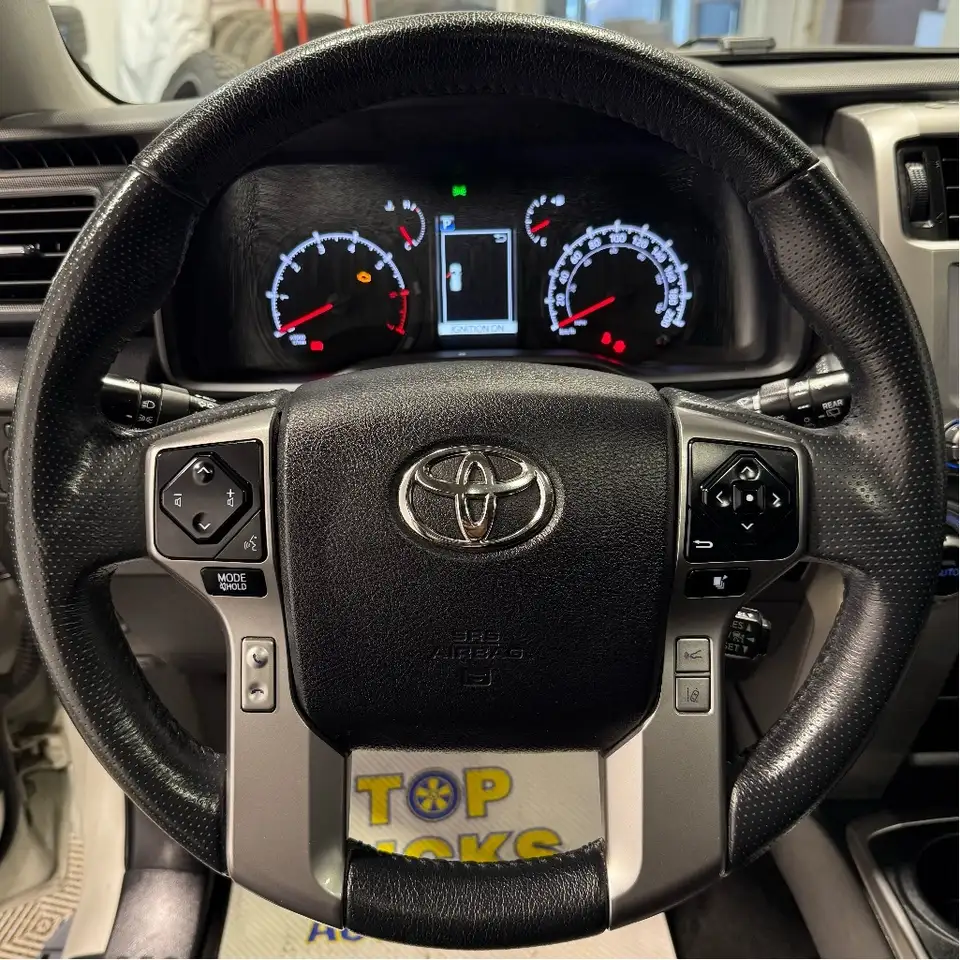 Toyota 4-Runner снимка Toyota 4-Runner