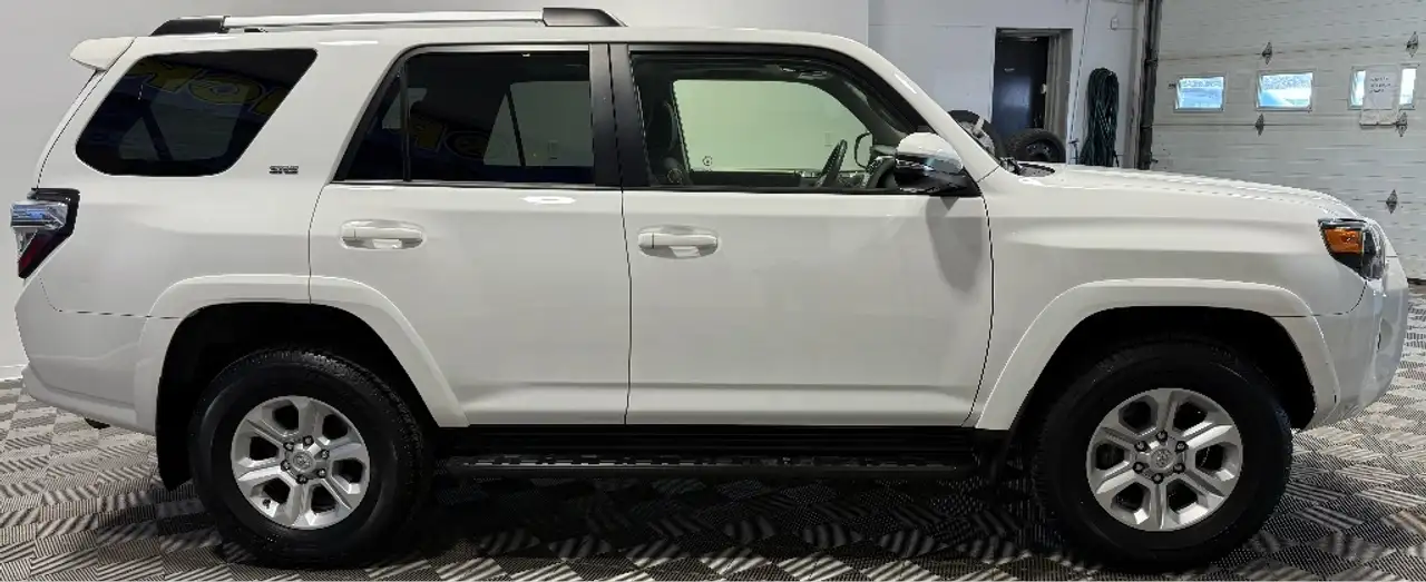 Toyota 4-Runner снимка Toyota 4-Runner