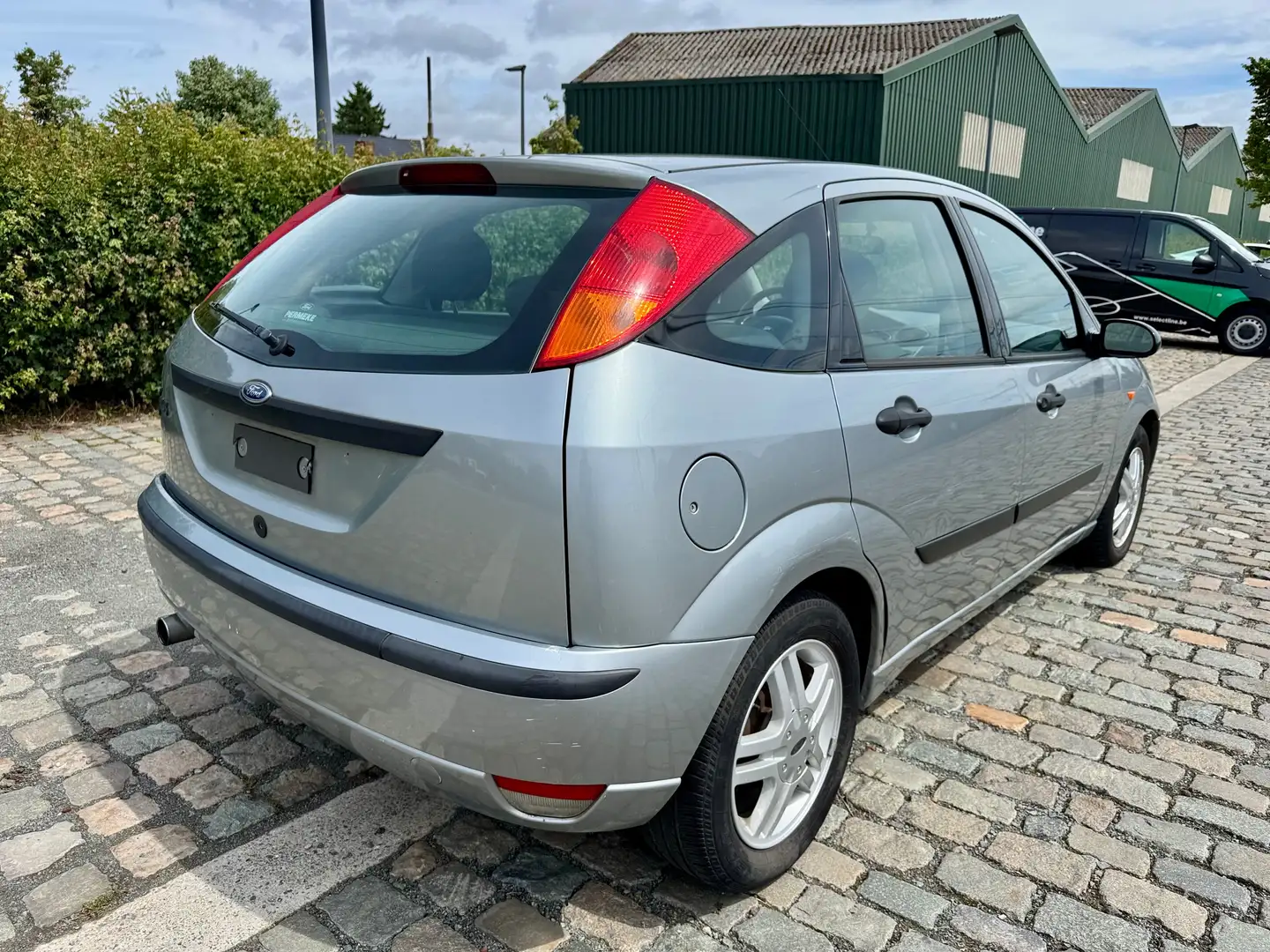 Ford Focus 1.6i SE 16v 118.000 km Airco Euro4 Gris - 2