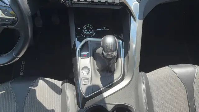Peugeot 3008 view 26