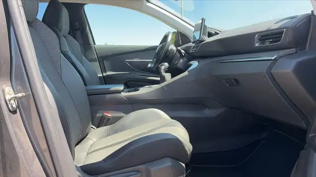 Peugeot 3008 view 27