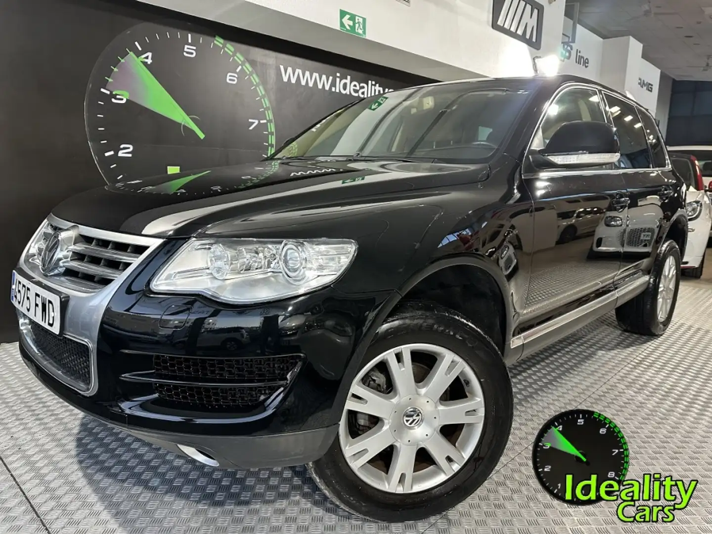 Volkswagen Touareg 2.5TDI R5 +Motion Tiptronic Negro - 1