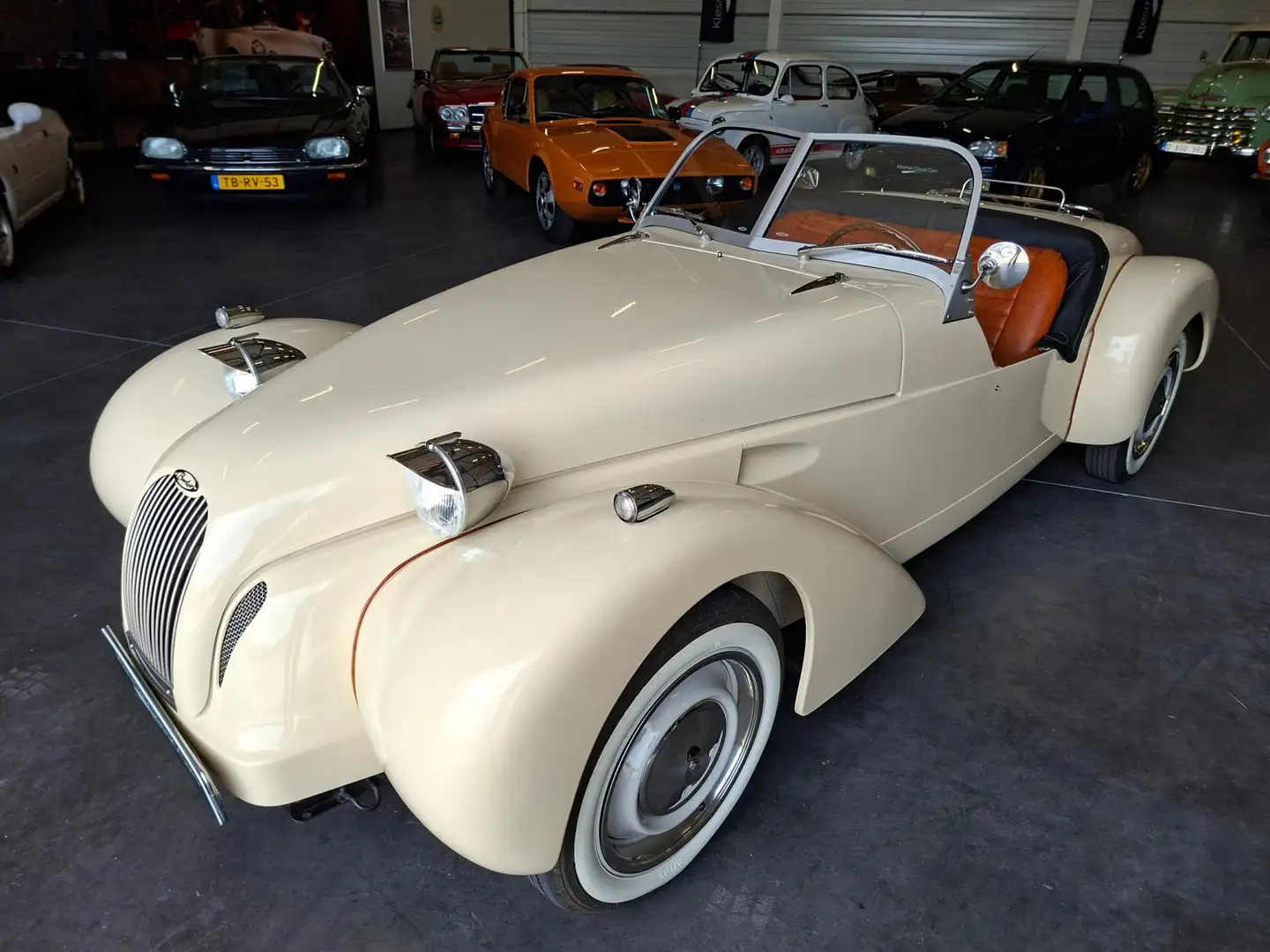 Citroen 2CV Burton Beige - 2