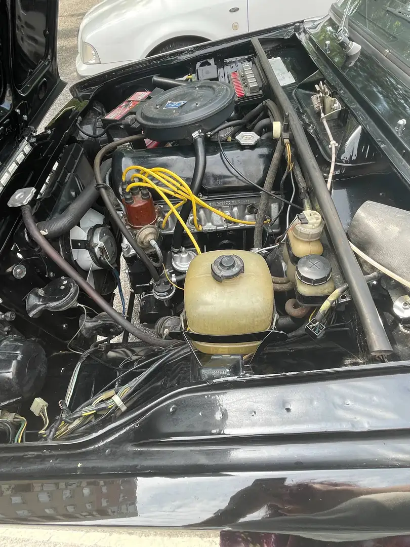 Lada 1300/1500/1600 2107 Schwarz - 1