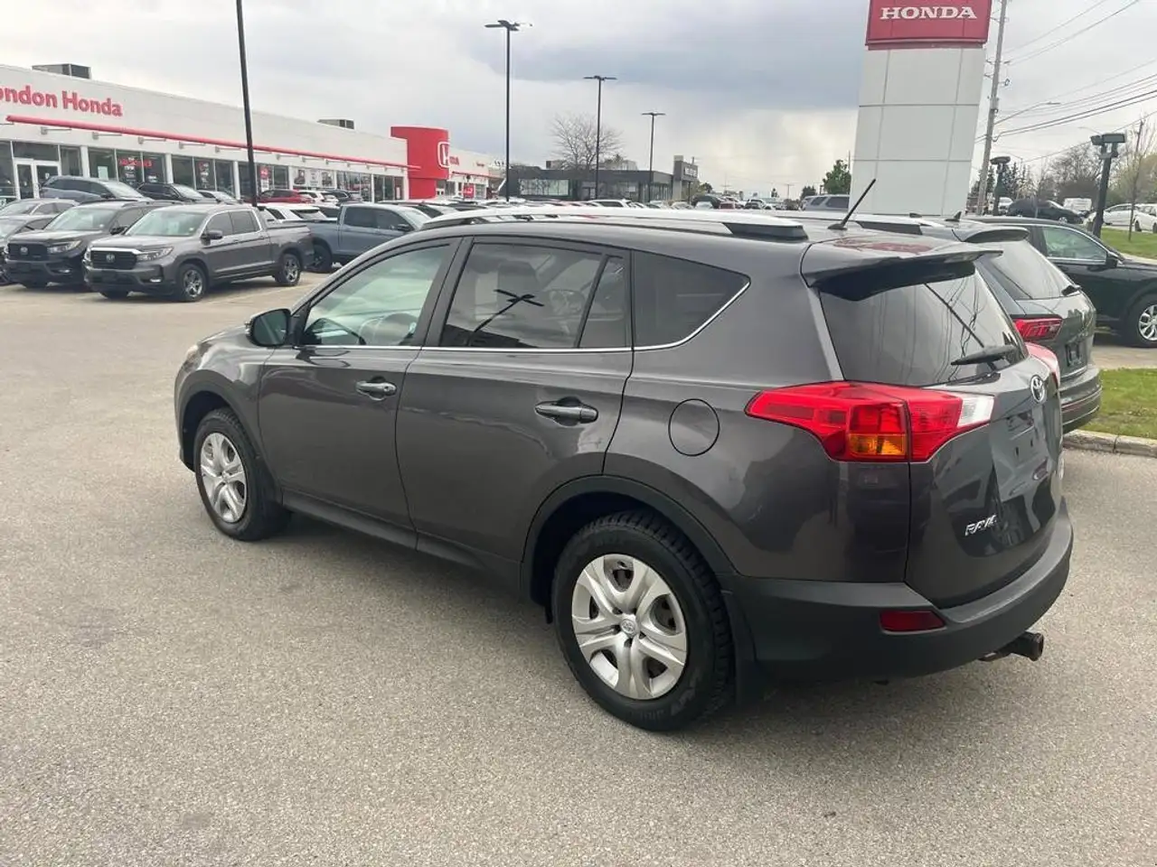 Toyota RAV 4 снимка Toyota RAV 4