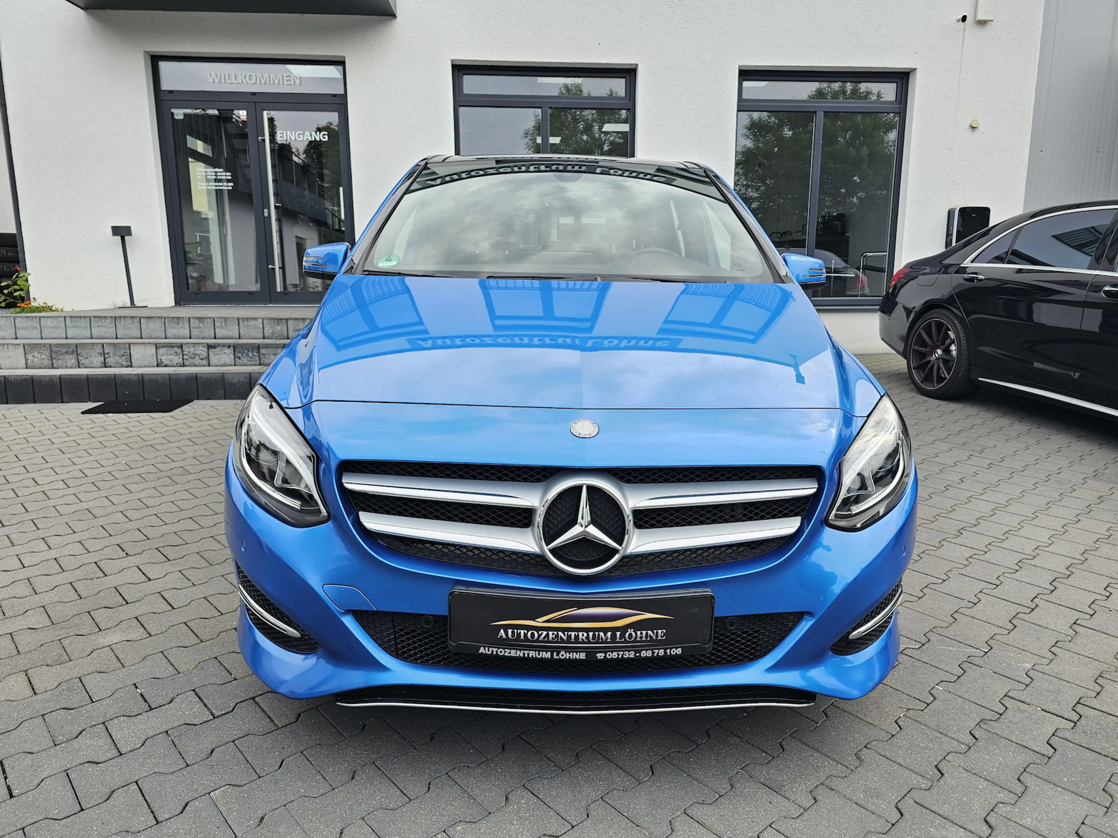 Mercedes-Benz B 250 Urban LEDER NAVI PANO.LED KAMERA 1.HAND — photo 2