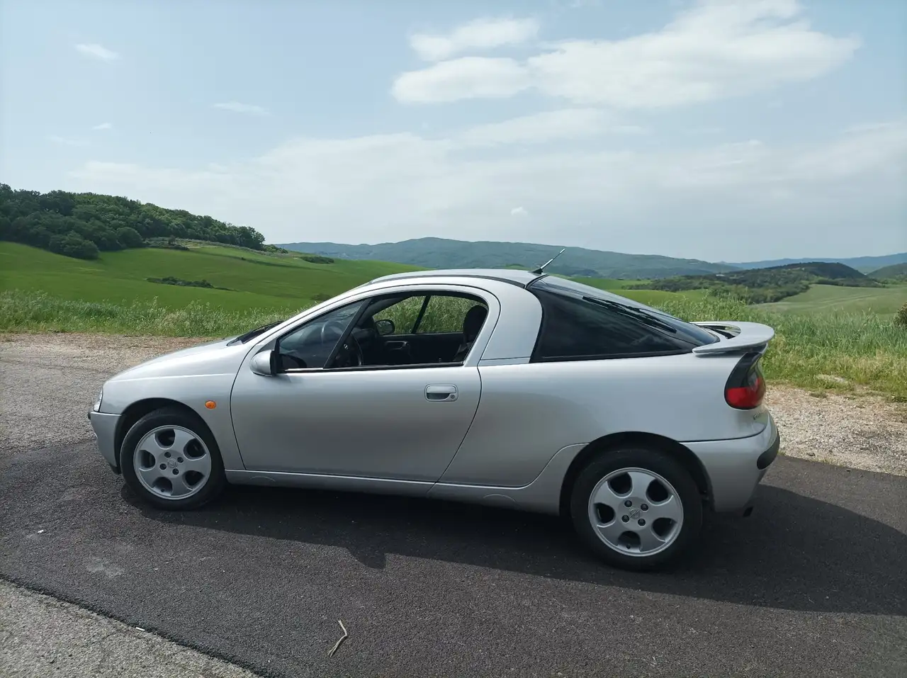 Opel Tigra 1.4 16v Star Silver, foto 4