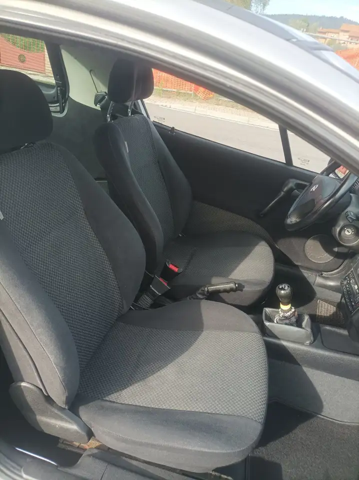 Opel Tigra 1.4 16v Star Silver, foto 6