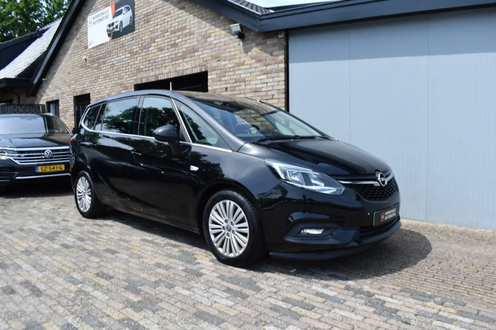Opel Zafira 1.4 TURBO BUS+ 7P. Navi, Camera, Trekhaak Schwarz - 2