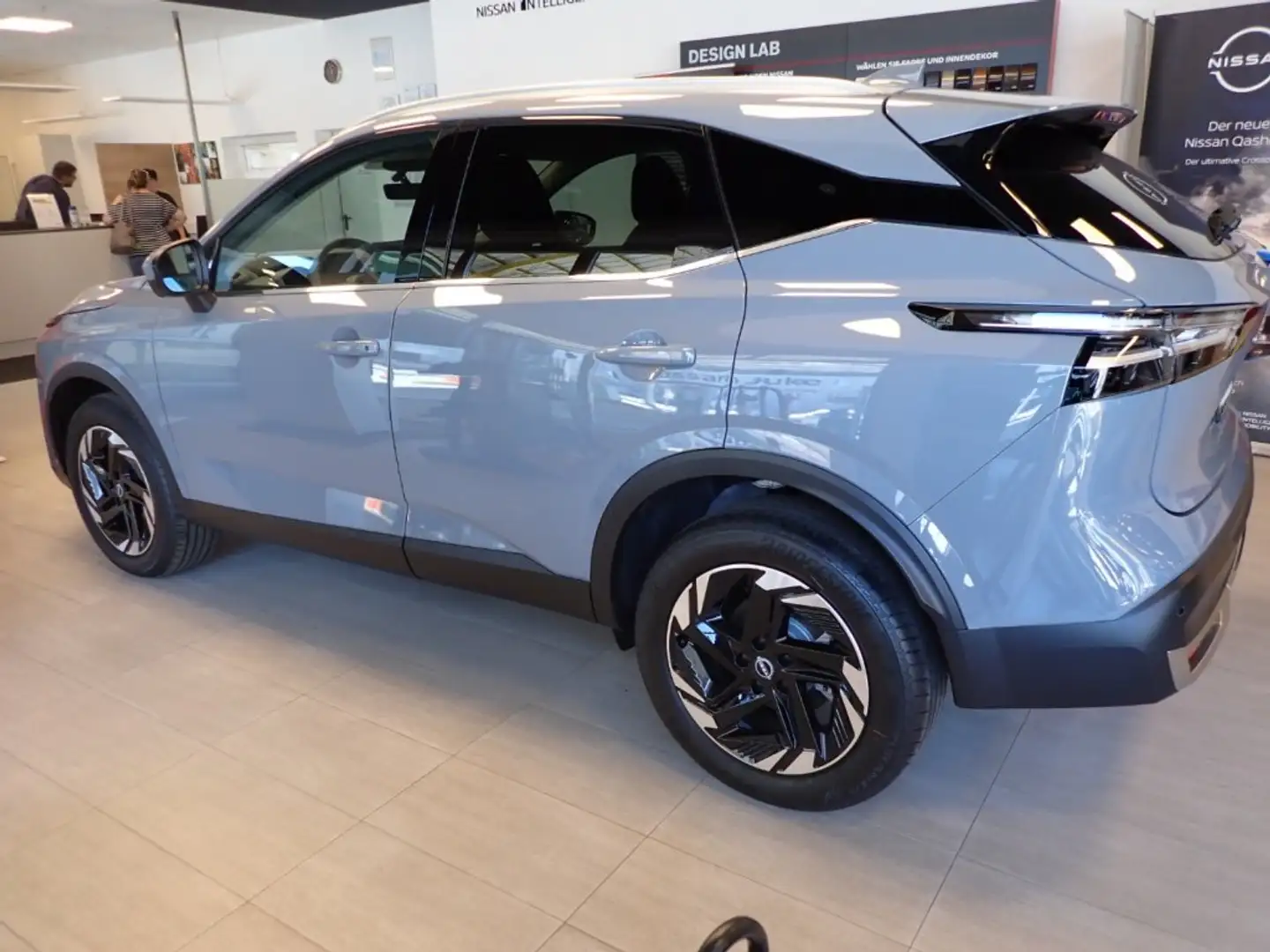 Nissan Qashqai J12 N-Connecta+ 1.3 DIG-T Mild-Hybrid 140 Weiß - 2