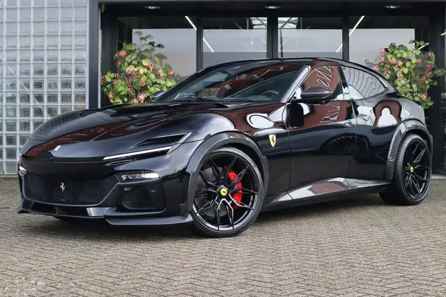 Ferrari Purosangue 6.5 V12 | NOVITEC, Carbon in/ext., Lift, Passenger