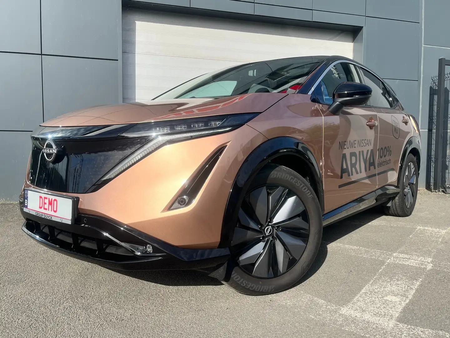 Nissan Ariya 63 kWh Advance Bronze - 1